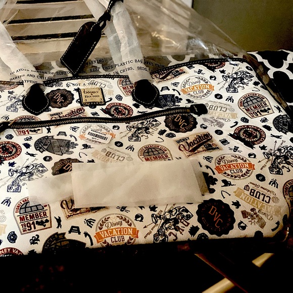 Dooney & Bourke Handbags - Disney DVC Dooney and bourke tote
